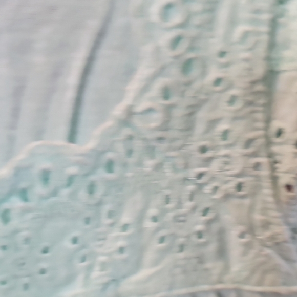 Cherokee Girls Light Green Eyelet Tank Top Size 7/8 - Picture 3 of 7